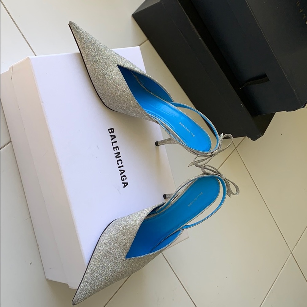 Balenciaga silver sling back heels 37 - Picture 2 of 8